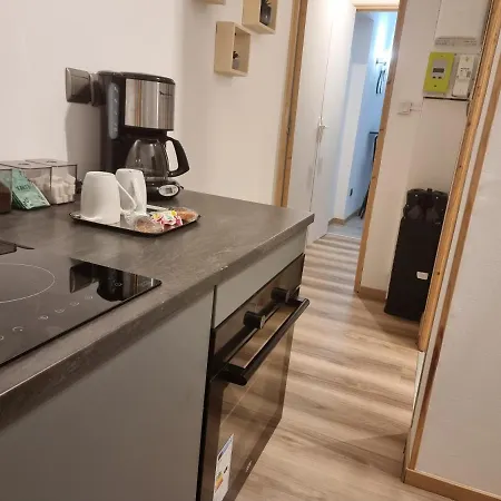 Appartement Sympathique Apartment *